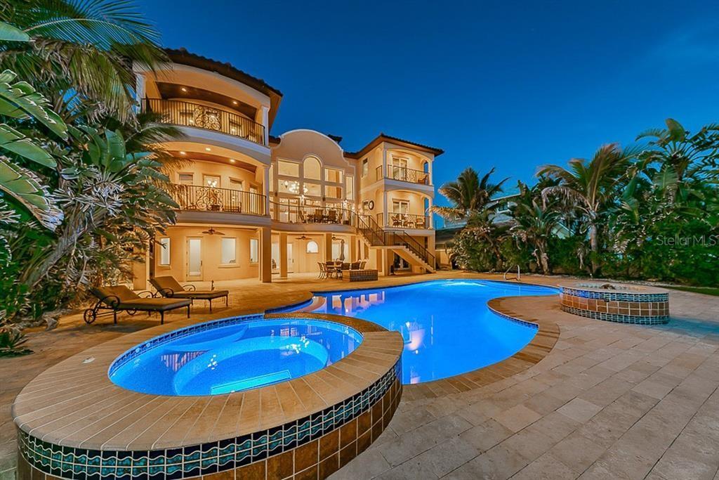 Swimming pool project by Curtis Pools